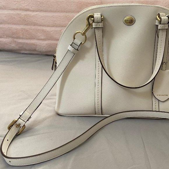 Coach Cream Tote Bag - Picture 14 of 16